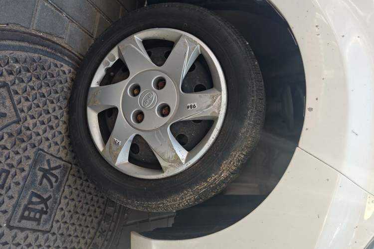 Used BYD F0 2015 1.0L AMT XuanKu Model Right Front Wheel Hub