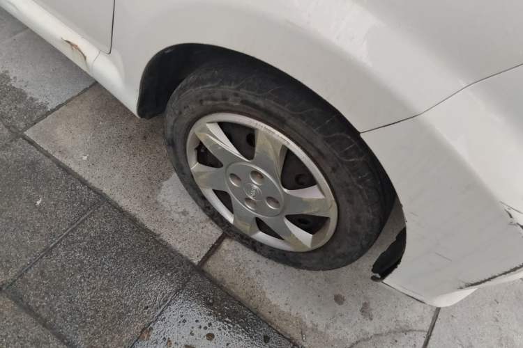 Used BYD F0 2015 1.0L XuanKu Model Right Front Wheel Hub
