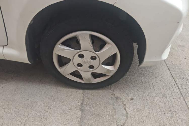 Used BYD F0 2015 1.0L AMT XuanKu Model Right Front Wheel Hub
