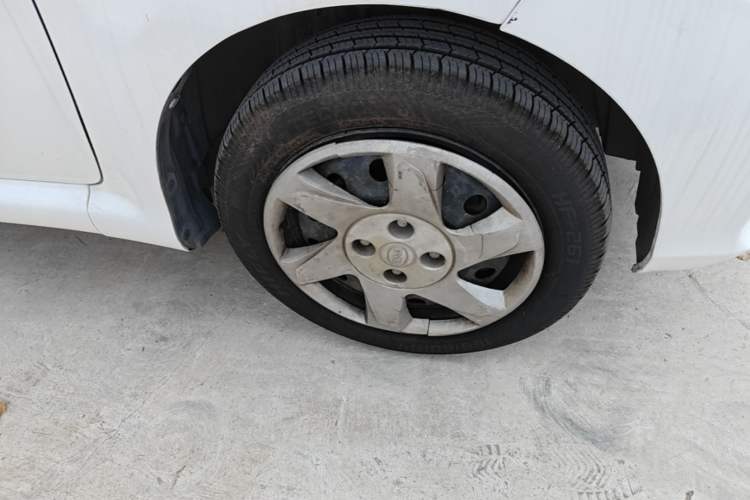 Used BYD F0 2015 1.0L AMT XuanKu Model Right Front Wheel Hub