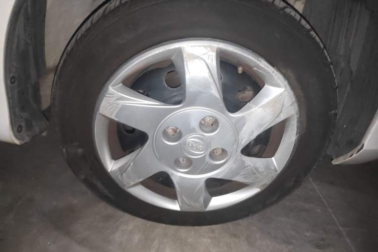 Used BYD F0 2015 1.0L AMT XuanKu Model Right Front Wheel Hub