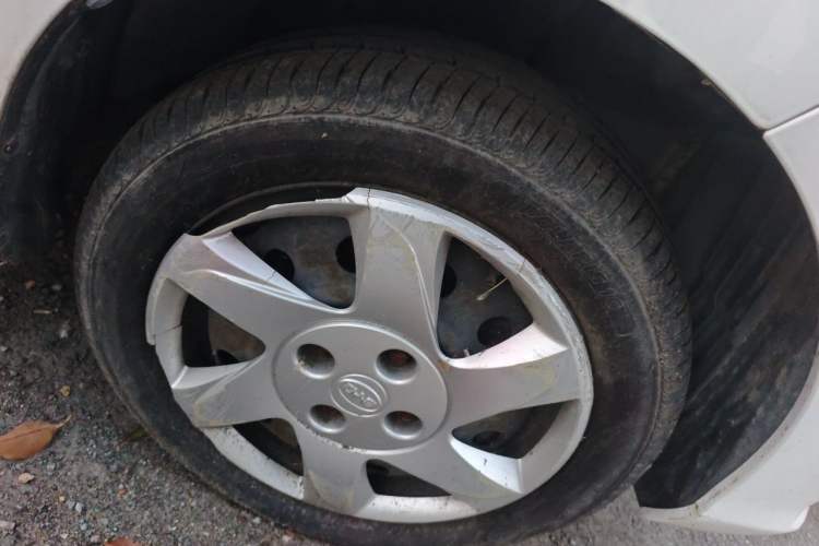Used BYD F0 2015 1.0L AMT XuanKu Model Right Front Wheel Hub