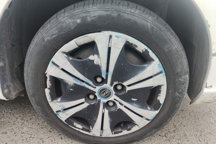 Used BYD F0 2015 1.0L Joyful Model Right Front Wheel Hub