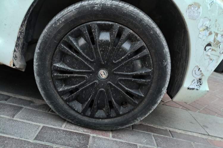Used BYD F0 2015 1.0L AMT XuanKu Model Right Front Wheel Hub