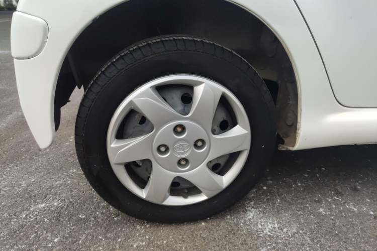 Used BYD F0 2015 1.0L AMT XuanKu Model Right Rear Wheel Hub