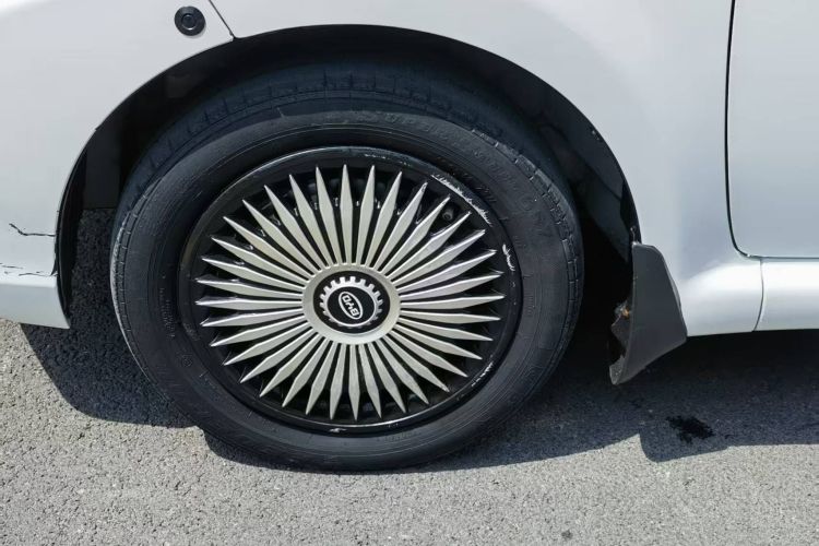 Used BYD F0 2015 1.0L XuanKu Model Right Rear Wheel Hub
