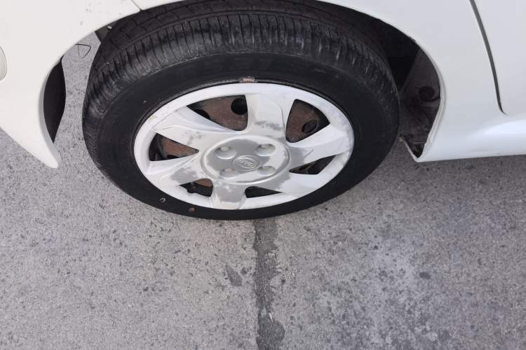 Used BYD F0 2015 1.0L XuanKu Model Right Rear Wheel Hub