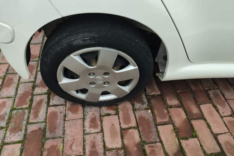 Used BYD F0 2015 1.0L AMT XuanKu Model Right Rear Wheel Hub