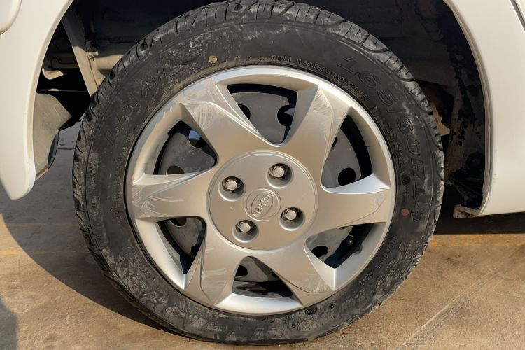 Used BYD F0 2015 1.0L XuanKu Model Right Rear Wheel Hub