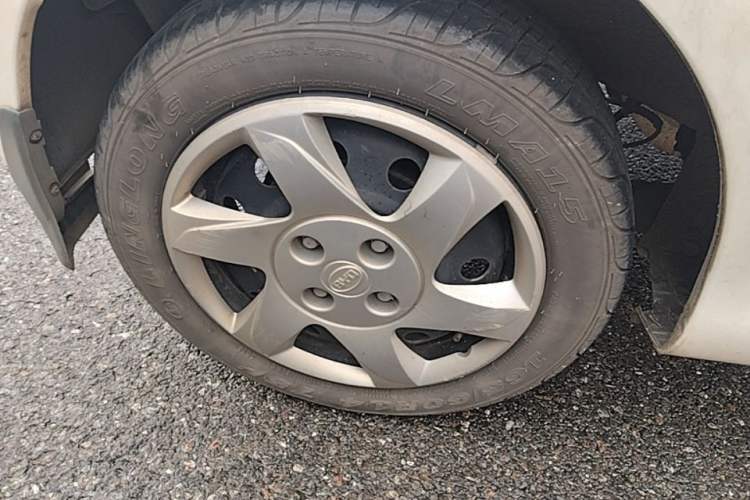Used BYD F0 2015 1.0L AMT XuanKu Model Right Rear Wheel Hub