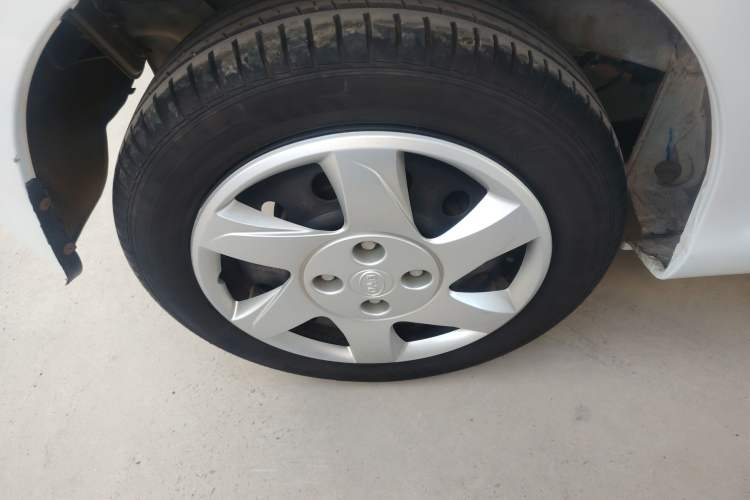 Used BYD F0 2015 1.0L AMT XuanKu Model Right Rear Wheel Hub