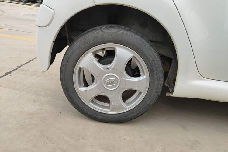 Used BYD F0 2015 1.0L AMT Joyful Cool Model Right Rear Wheel Hub