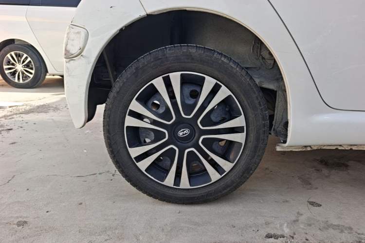 Used BYD F0 2015 1.0L AMT XuanKu Model Right Rear Wheel Hub