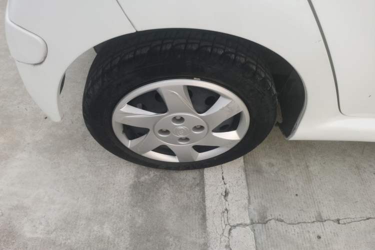 Used BYD F0 2015 1.0L AMT XuanKu Model Right Rear Wheel Hub