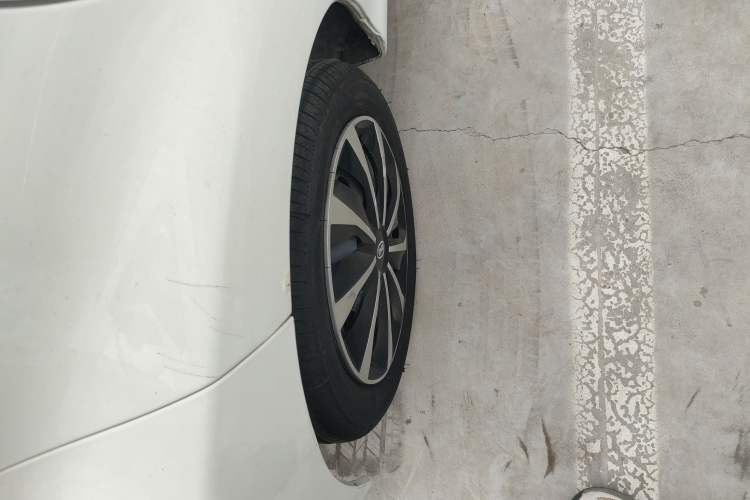 Used BYD F0 2015 1.0L AMT XuanKu Model Right Rear Wheel Hub