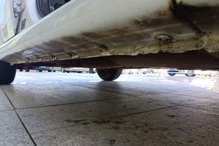 Used BYD F0 2015 1.0L AMT XuanKu Model Right Side Sill