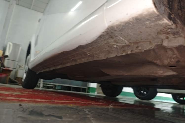 Used BYD F0 2015 1.0L AMT XuanKu Model Right Side Sill