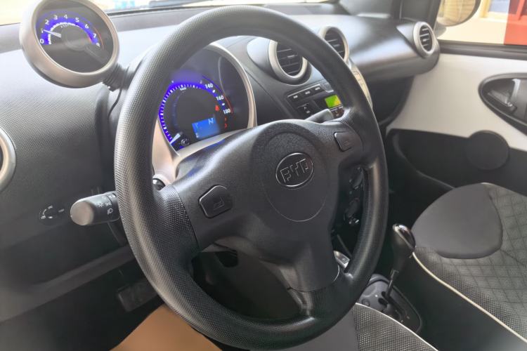 Used BYD F0 2015 1.0L AMT XuanKu Model Steering Wheel