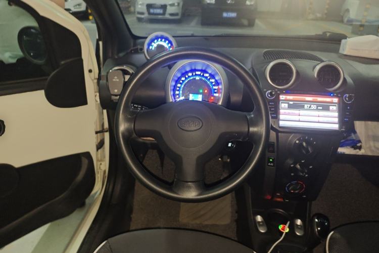 Used BYD F0 2015 1.0L AMT Joyful Cool Model Steering Wheel