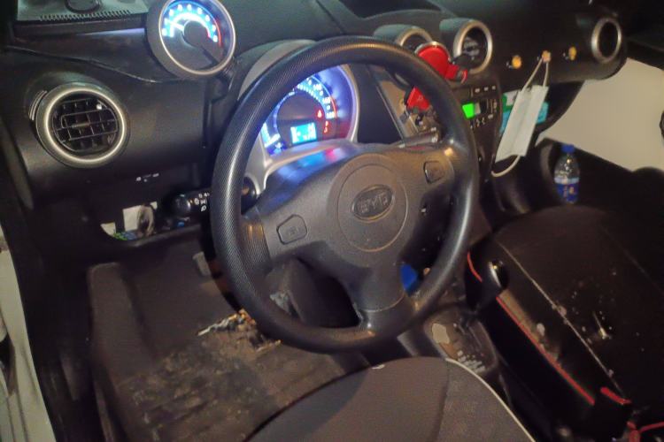 Used BYD F0 2015 1.0L AMT XuanKu Model Steering Wheel