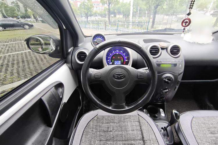 Used BYD F0 2015 1.0L AMT XuanKu Model Steering Wheel