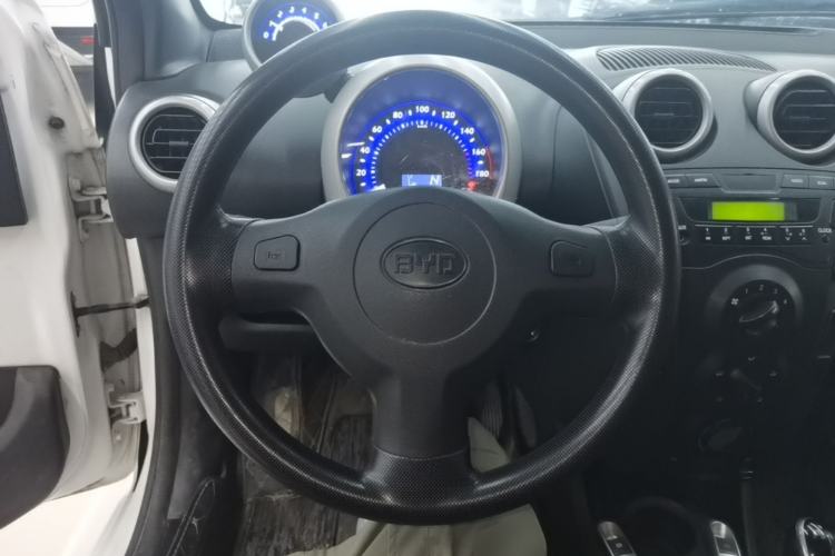 Used BYD F0 2015 1.0L AMT XuanKu Model Steering Wheel