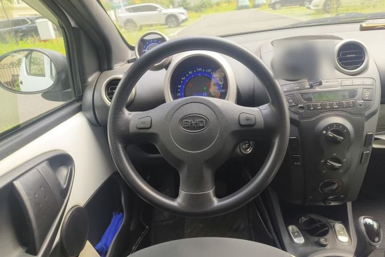 Used BYD F0 2015 1.0L AMT XuanKu Model Steering Wheel