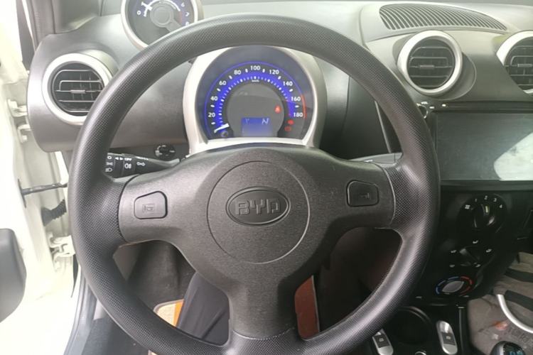 Used BYD F0 2015 1.0L AMT XuanKu Model Steering Wheel