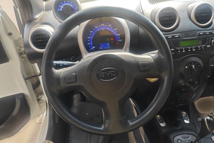Used BYD F0 2015 1.0L AMT XuanKu Model Steering Wheel
