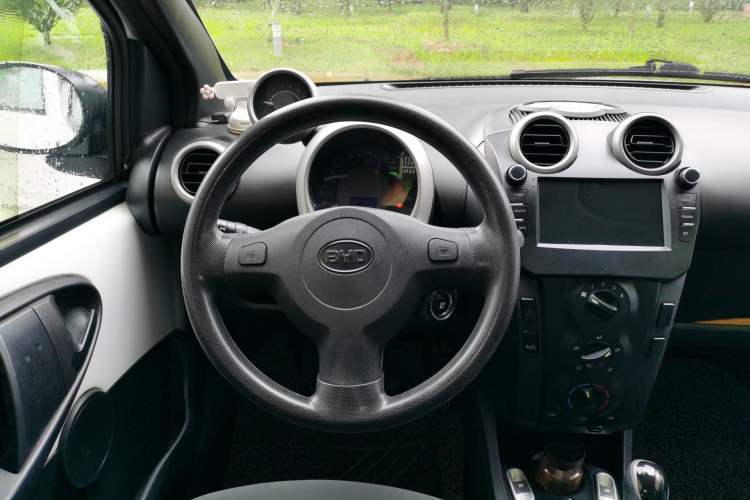 Used BYD F0 2015 1.0L AMT XuanKu Model Steering Wheel