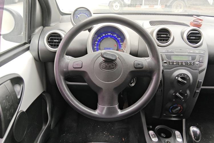 Used BYD F0 2015 1.0L AMT XuanKu Model Steering Wheel