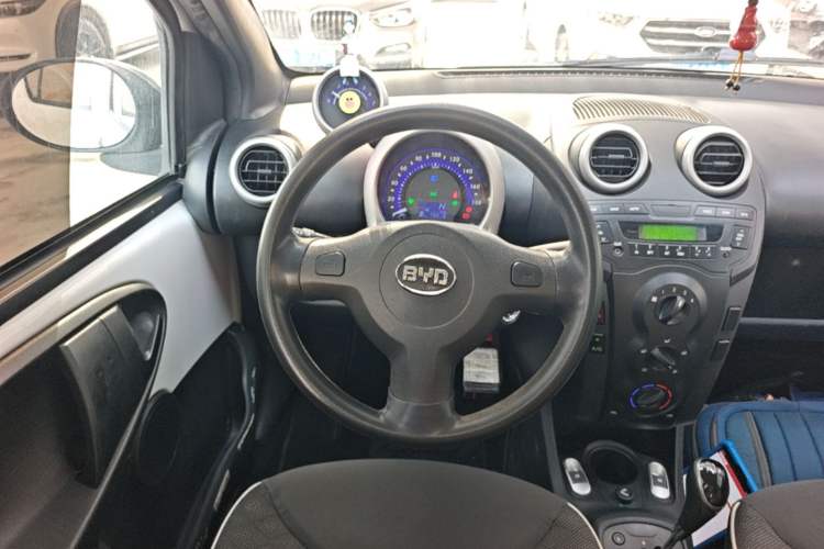 Used BYD F0 2015 1.0L AMT XuanKu Model Steering Wheel