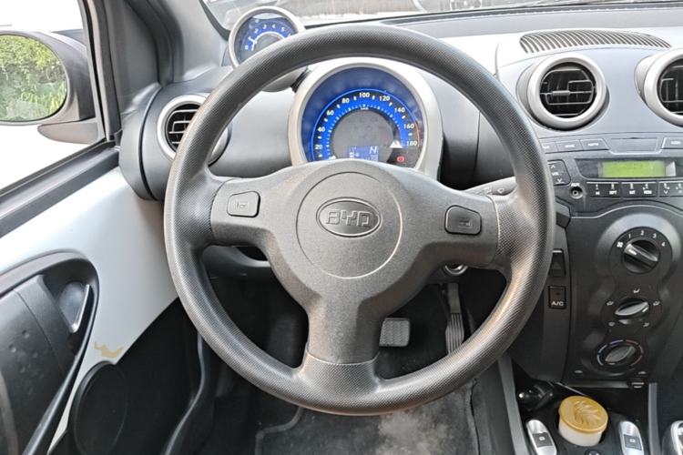 Used BYD F0 2015 1.0L AMT XuanKu Model Steering Wheel
