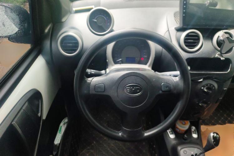 Used BYD F0 2015 1.0L AMT XuanKu Model Steering Wheel