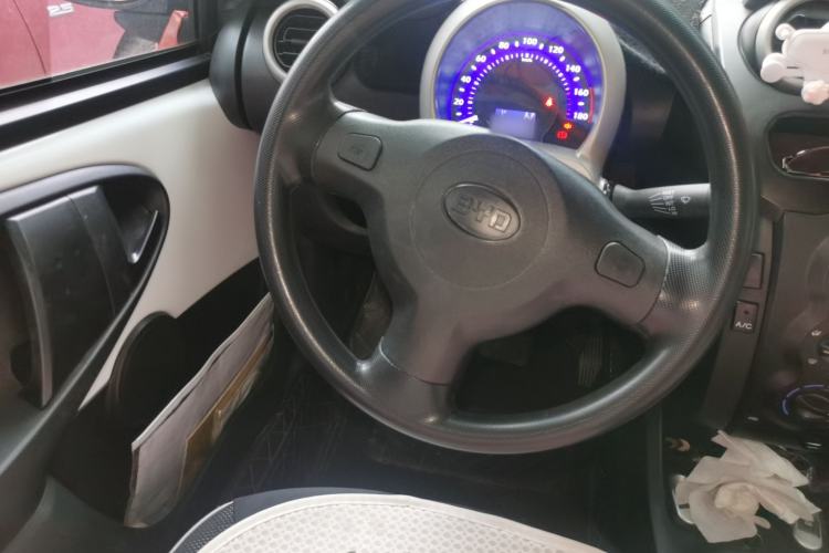 Used BYD F0 2015 1.0L AMT XuanKu Model Steering Wheel