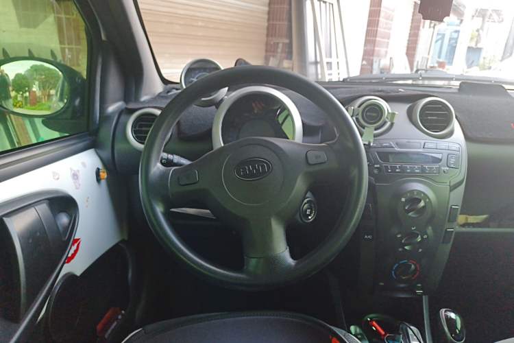 Used BYD F0 2015 1.0L AMT XuanKu Model Steering Wheel