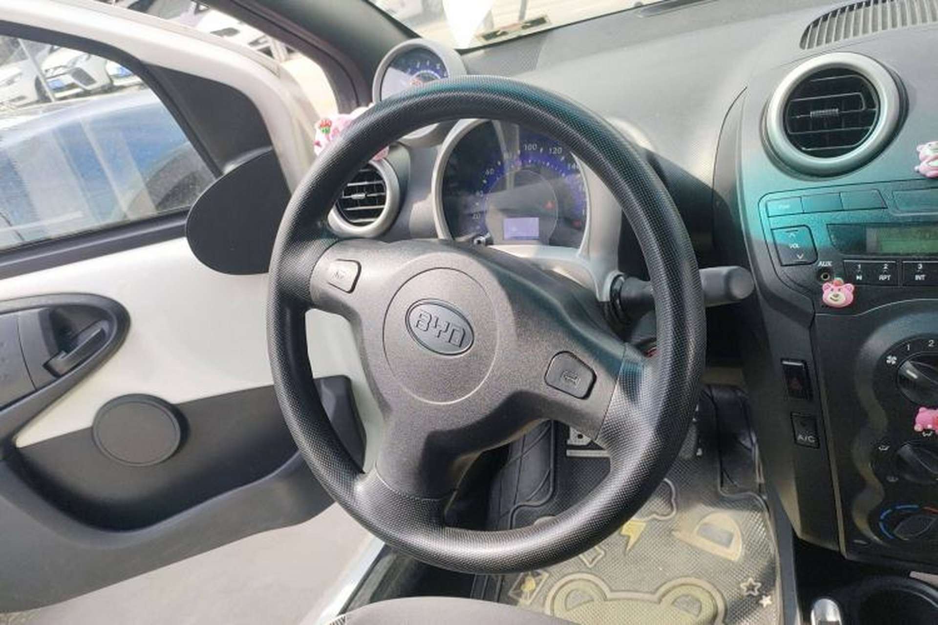 Used BYD F0 2015 1.0L AMT XuanKu Model Steering Wheel
