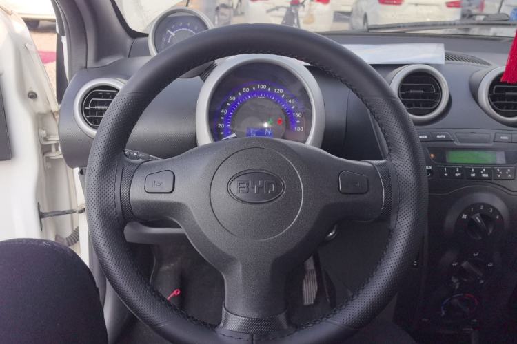 Used BYD F0 2015 1.0L AMT XuanKu Model Steering Wheel
