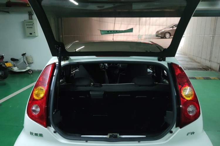 Used BYD F0 2015 1.0L AMT XuanKu Model Trunk