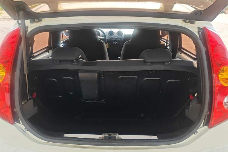 Used BYD F0 2015 1.0L AMT XuanKu Model Trunk