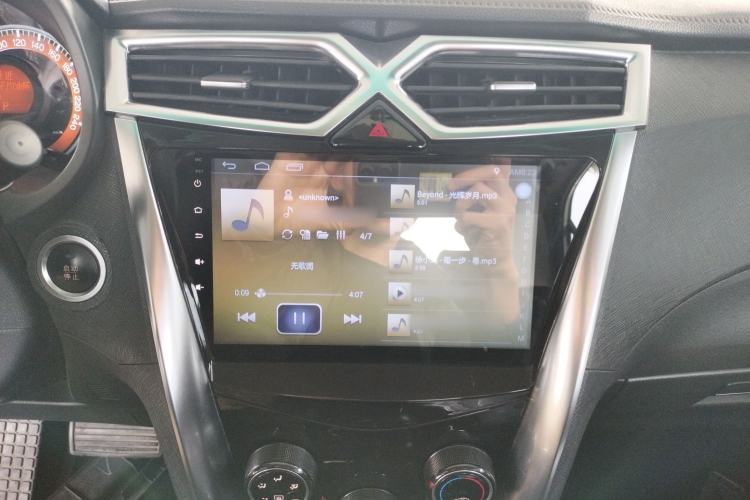 Used BYD F3 2016 1.5L Automatic Luxury Model Audio And AC Panel