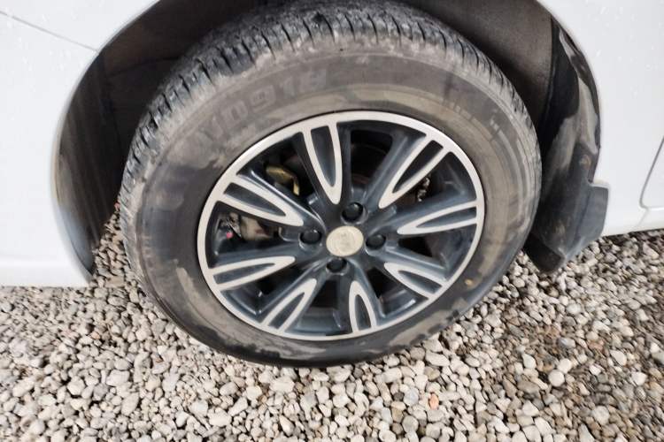 Used BYD F3 2016 1.5L Automatic Luxury Model Exterior 2