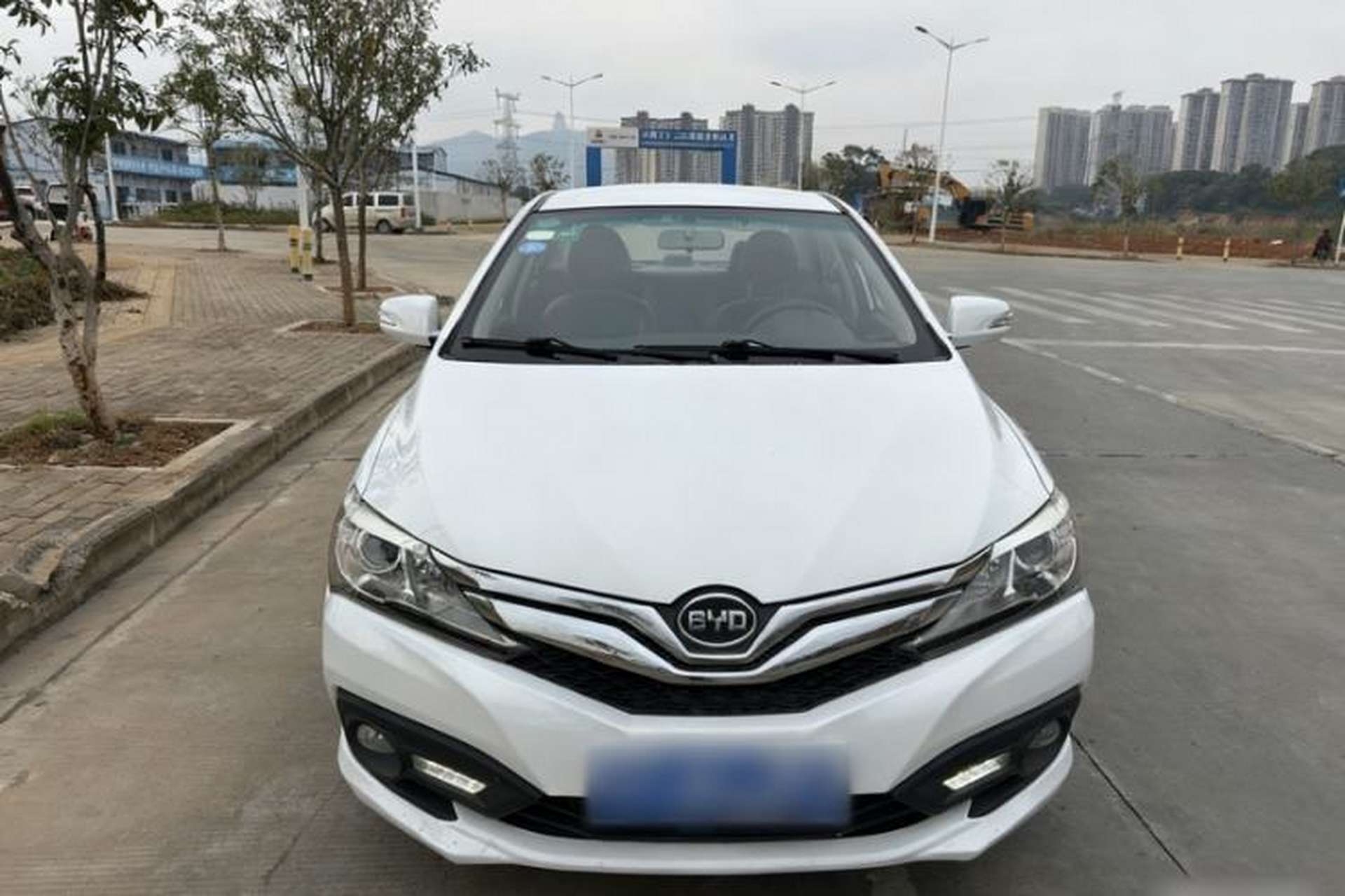 Used BYD F3 2016 1.5L Automatic Luxury Model Exterior 6