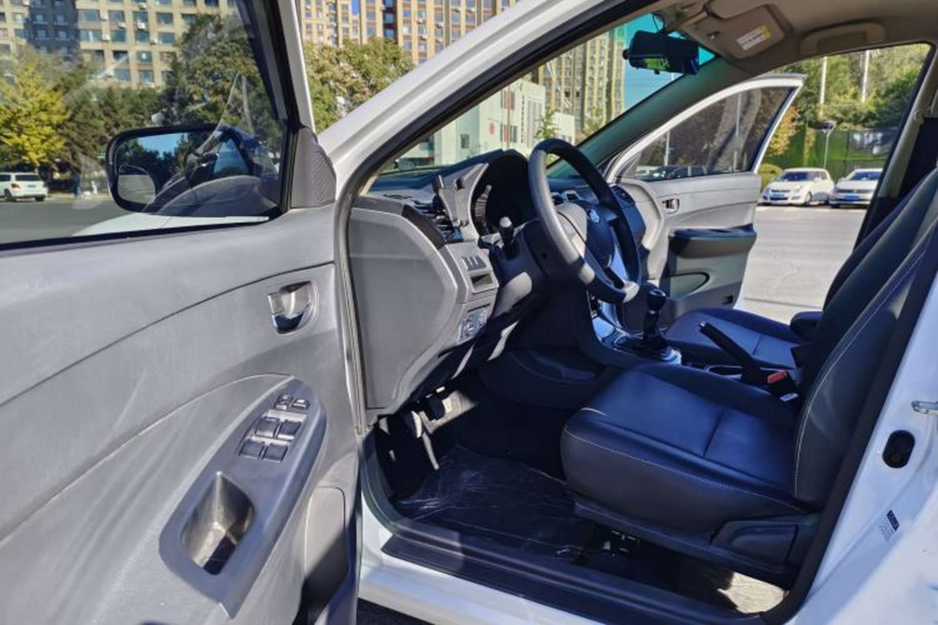 Used BYD F3 2020 1.5L Manual Luxury Edition Interior 1