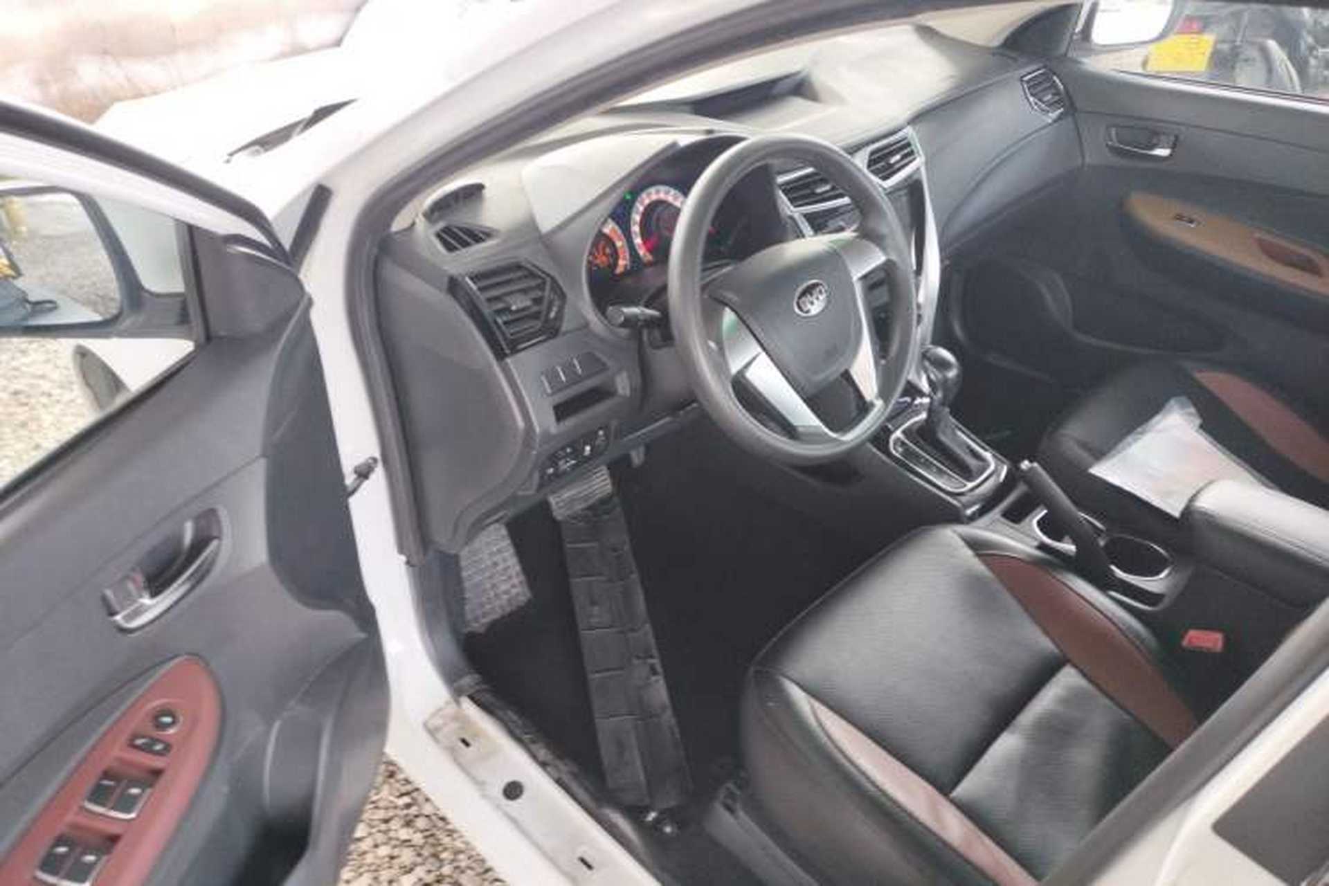 Used BYD F3 2016 1.5L Automatic Luxury Model Interior 3