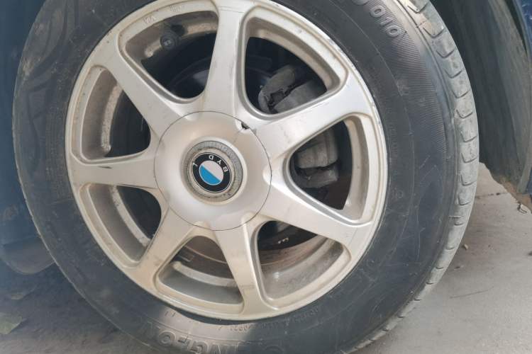 Used BYD F3 2005 1.6L GLX-i Deluxe Model Right Front Wheel Hub