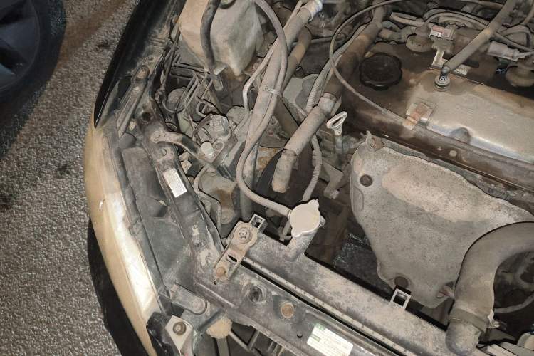 Used BYD F3 2008 1.5L Platinum Edition Practical G-i Model Engine Bay Right