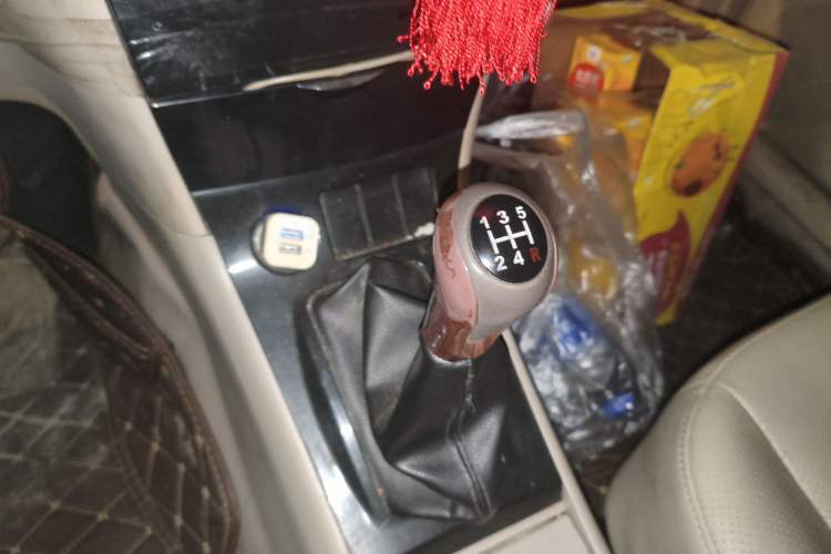 Used BYD F3 2008 1.5L Platinum Edition Practical G-i Model Gear Lever