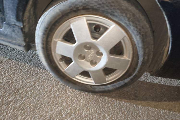 Used BYD F3 2008 1.5L Platinum Edition Practical G-i Model Right Front Wheel Hub