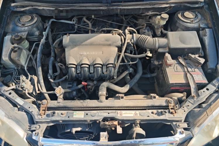 Used BYD F3 2009 1.5L Smart Platinum Edition Standard GL-i Engine Bay